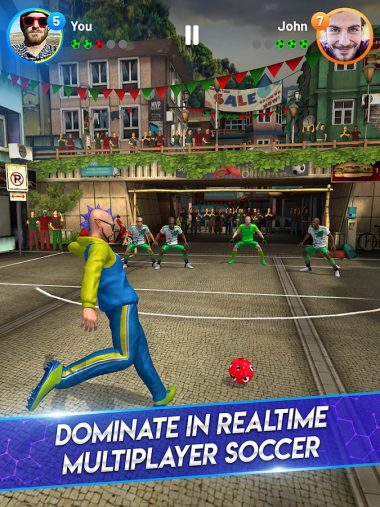 Soccer Clash for Android - APK Download screenshot 3 Ronaldo: Soccer Clash screenshot 3