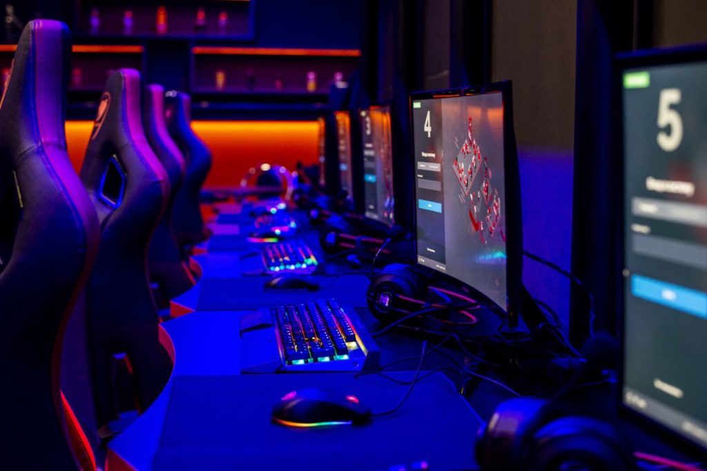How to get into cybersport